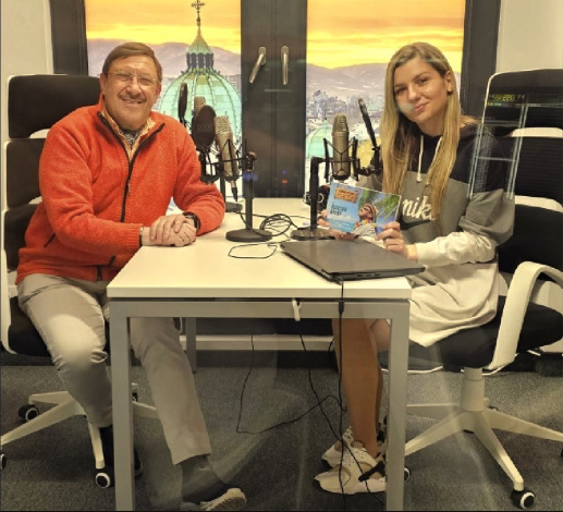 Maxim Behar for the studio of Radio Focus presented his new book "Seychelles recipes and more about “Paradise on Earth"