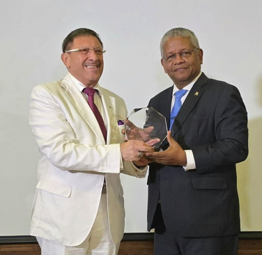 Maxim Behar with Special Award from the President of Seychelles Wavel Ramkalawan