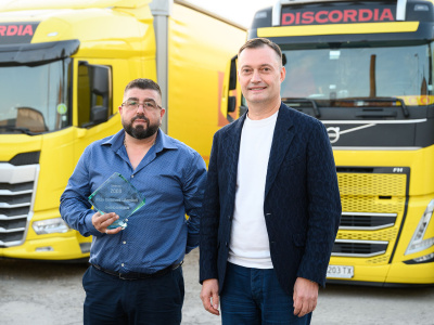 DISCORDIA welcomes driver #2000 with M3 Communications Group, Inc.
